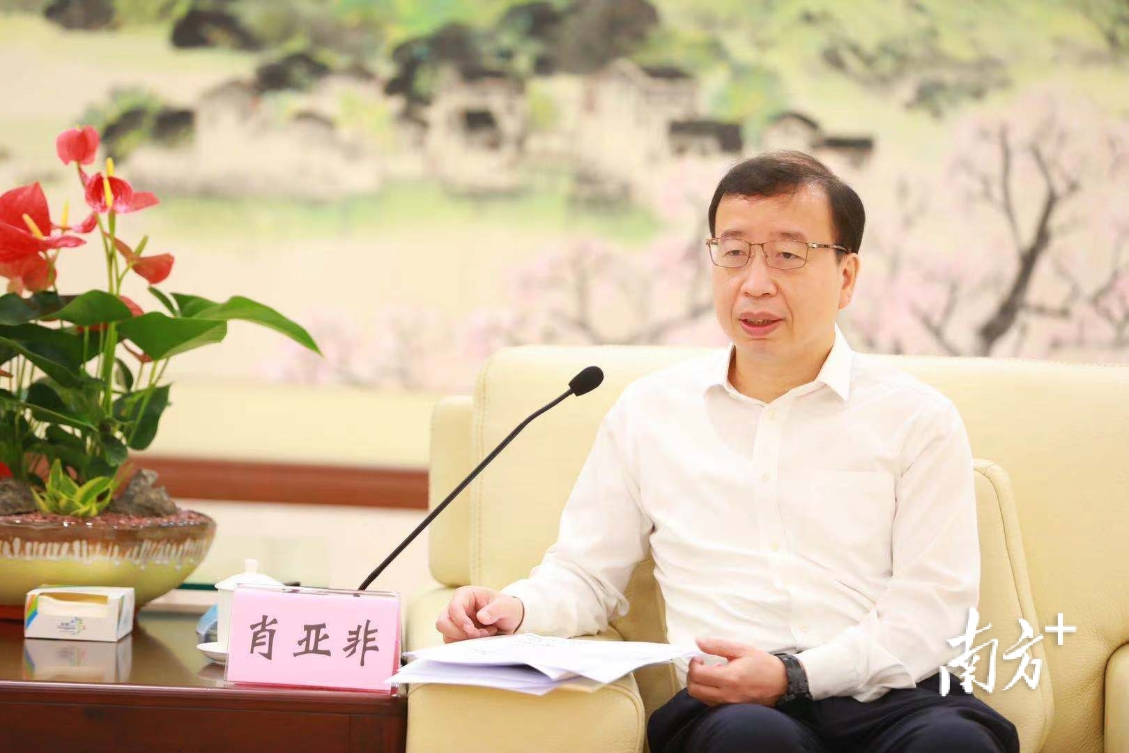    南方+ 孙俊杰 拍摄