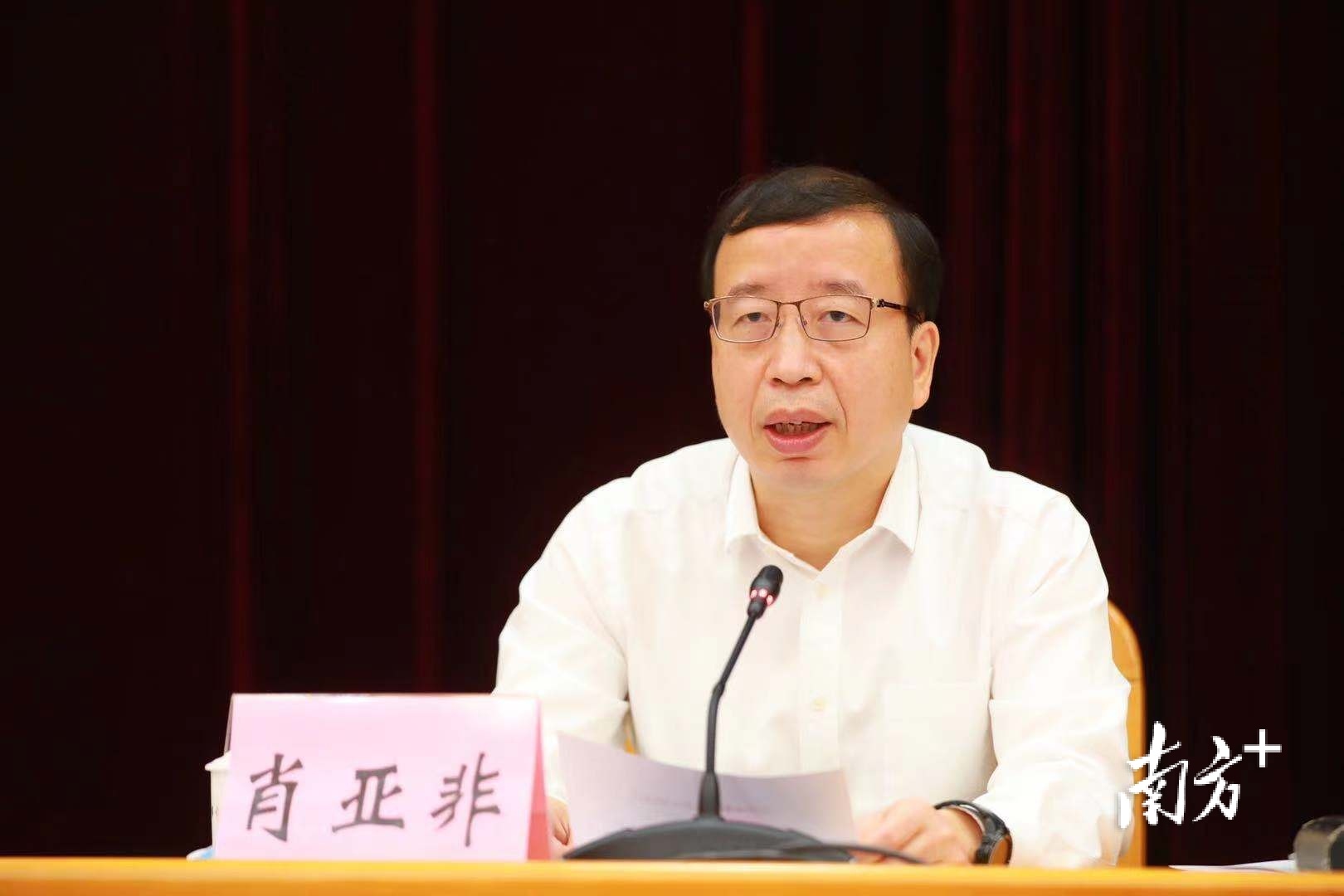    南方+ 孙俊杰 拍摄