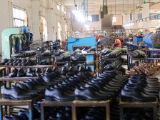 300多家鞋厂仅剩30家，与世界打交道的晏镜皮鞋业何去何从？