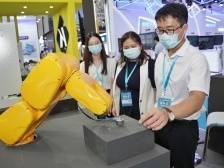 现场直击！中博会成专精特新中小企业大秀场