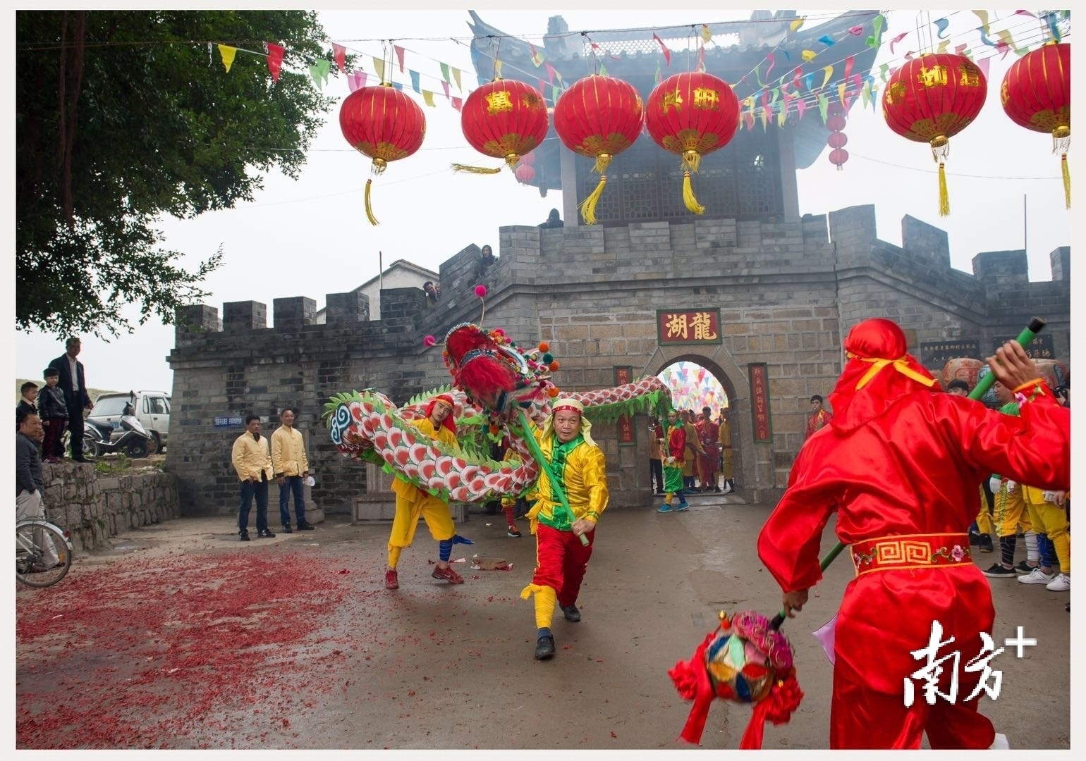 龙湖古寨。 龙湖古寨。