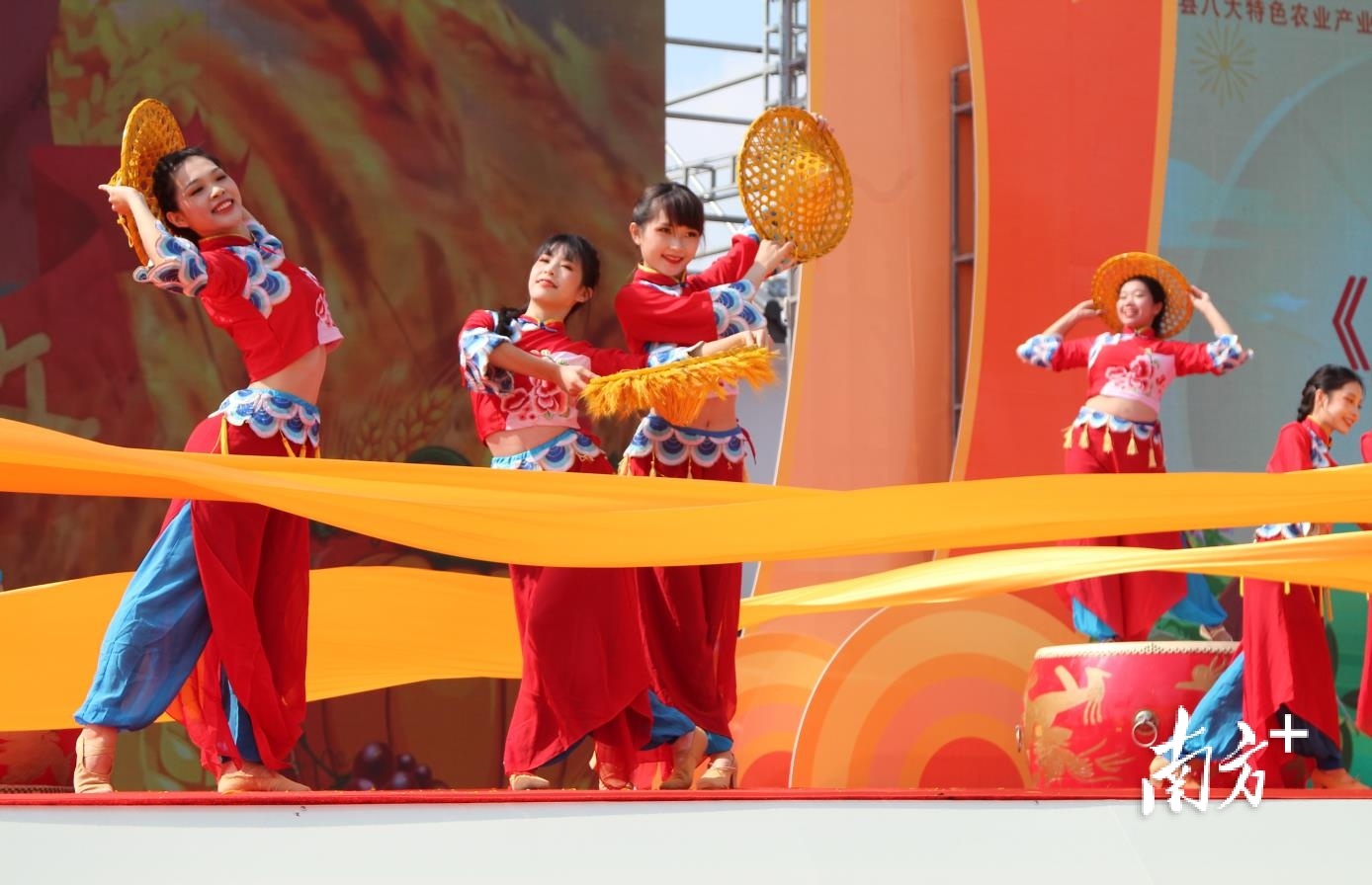启动仪式现场  南方+ 林捷勇 拍摄