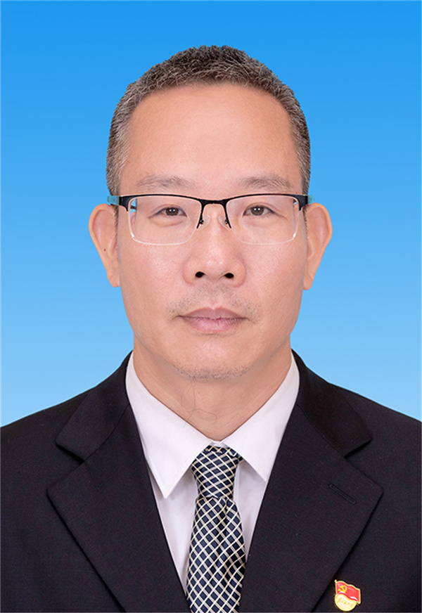 新一届博罗县委常委亮相附简历