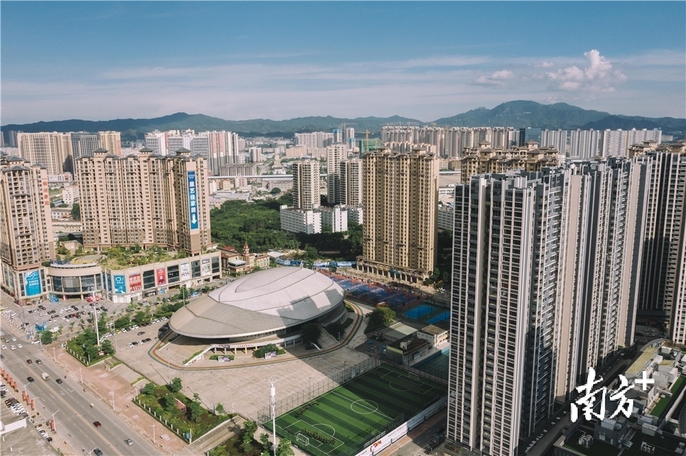 南方+ 王昌辉 拍摄