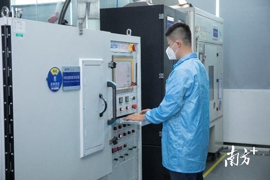 东莞安拓普聚合物科技有限公司的NBS烟密度测试箱 东莞安拓普聚合物科技有限公司的NBS烟密度测试箱