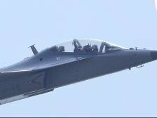 南方视频｜疾速盘旋，倒飞通场！教-10教练机首次参加中国航展