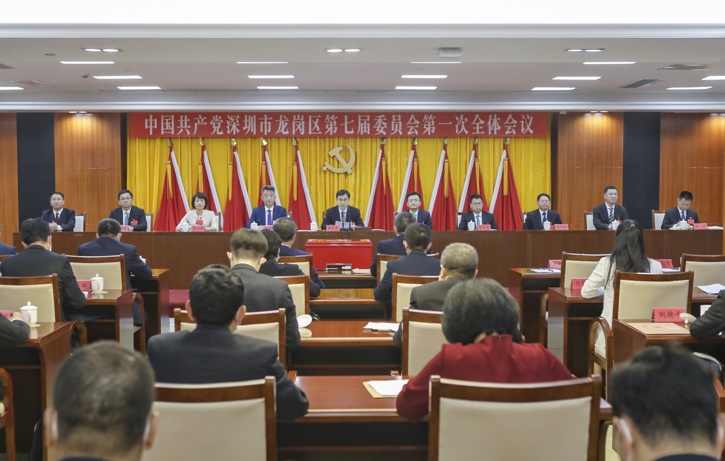     南方+ 朱洪波 拍摄