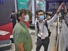 佛山企业：“两条腿”走路抢占大市场