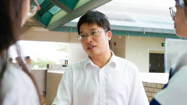 用生命影响生命，中山老师刘秋庚坚持做更好的自己