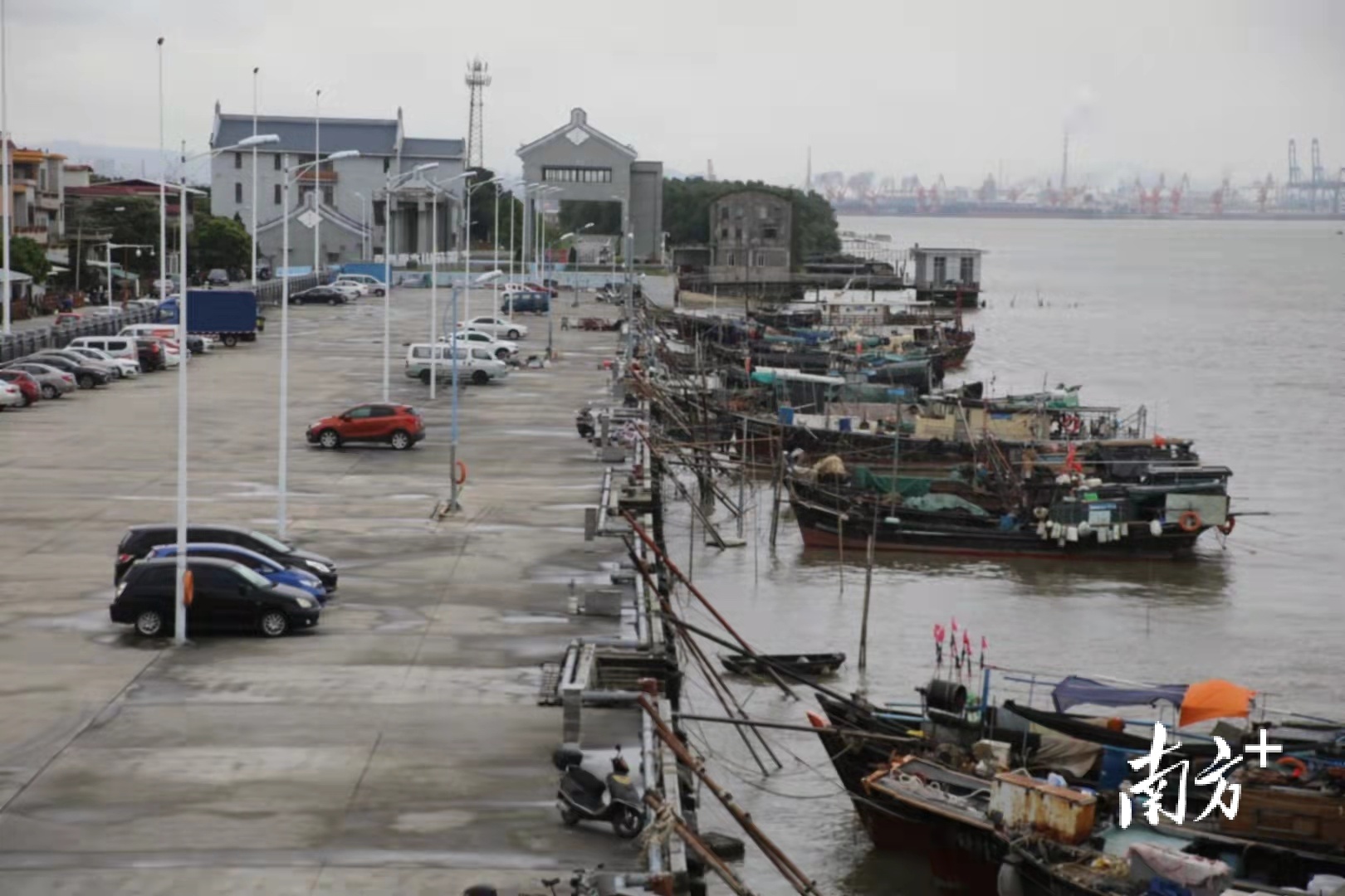      南方+ 符超军 拍摄