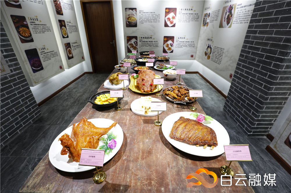 站点设置美食文化展示区、阅读区、理论宣讲区等等。 站点设置美食文化展示区、阅读区、理论宣讲区等等。