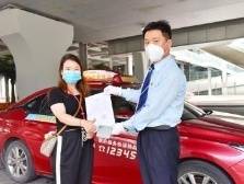 50万丢了急坏乘客，广州“的哥”送还失物获赞