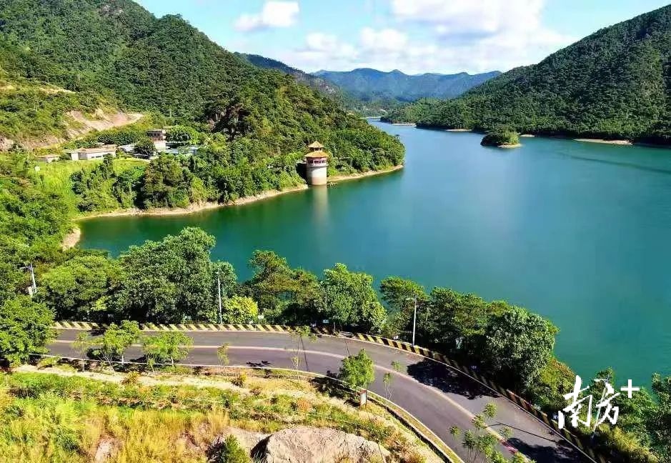 63亿元开展鼎湖区河涌水环境综合整治项目和九坑河生活污水综合处理