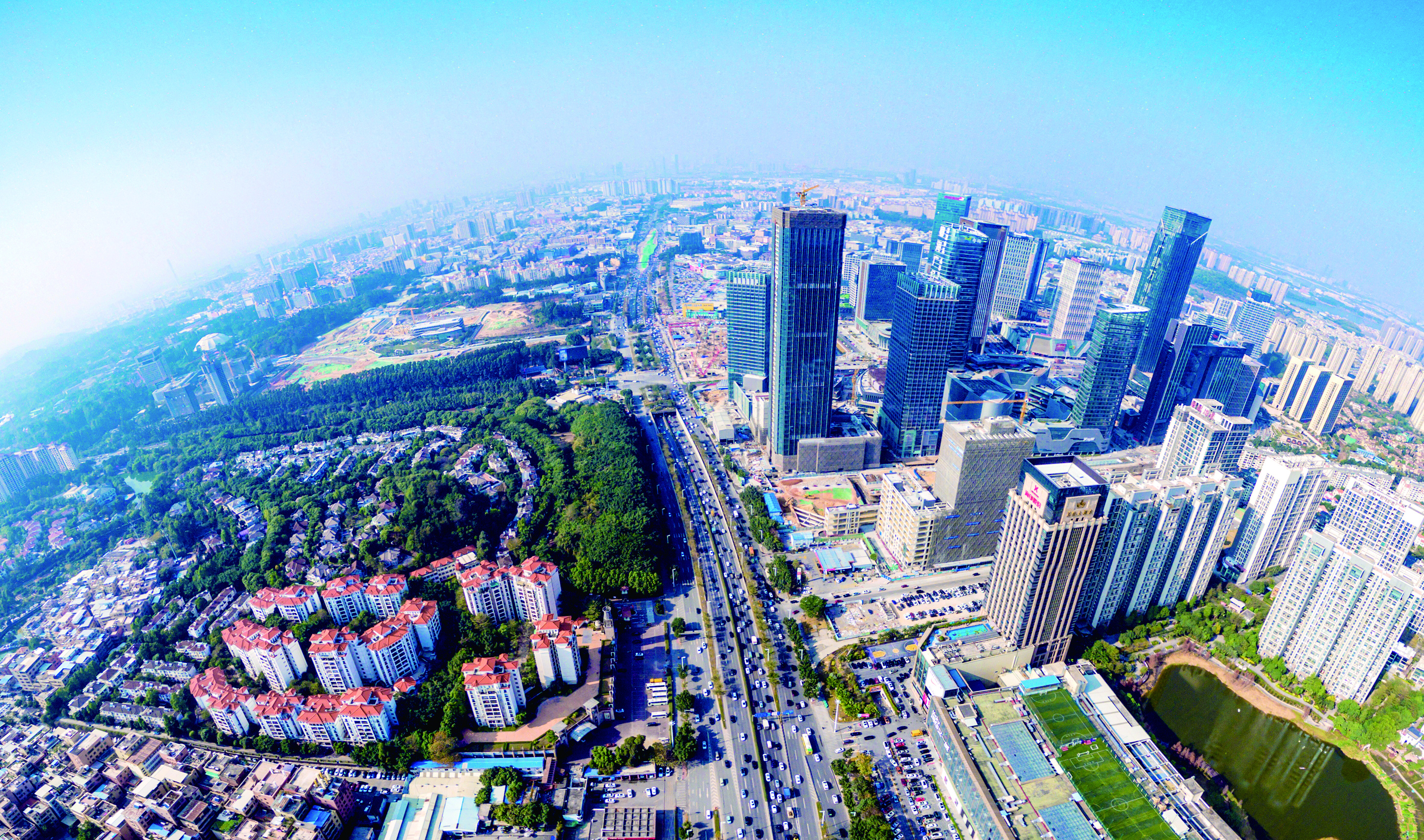 番禺:优化两大经济带 建设现代化亲海智城