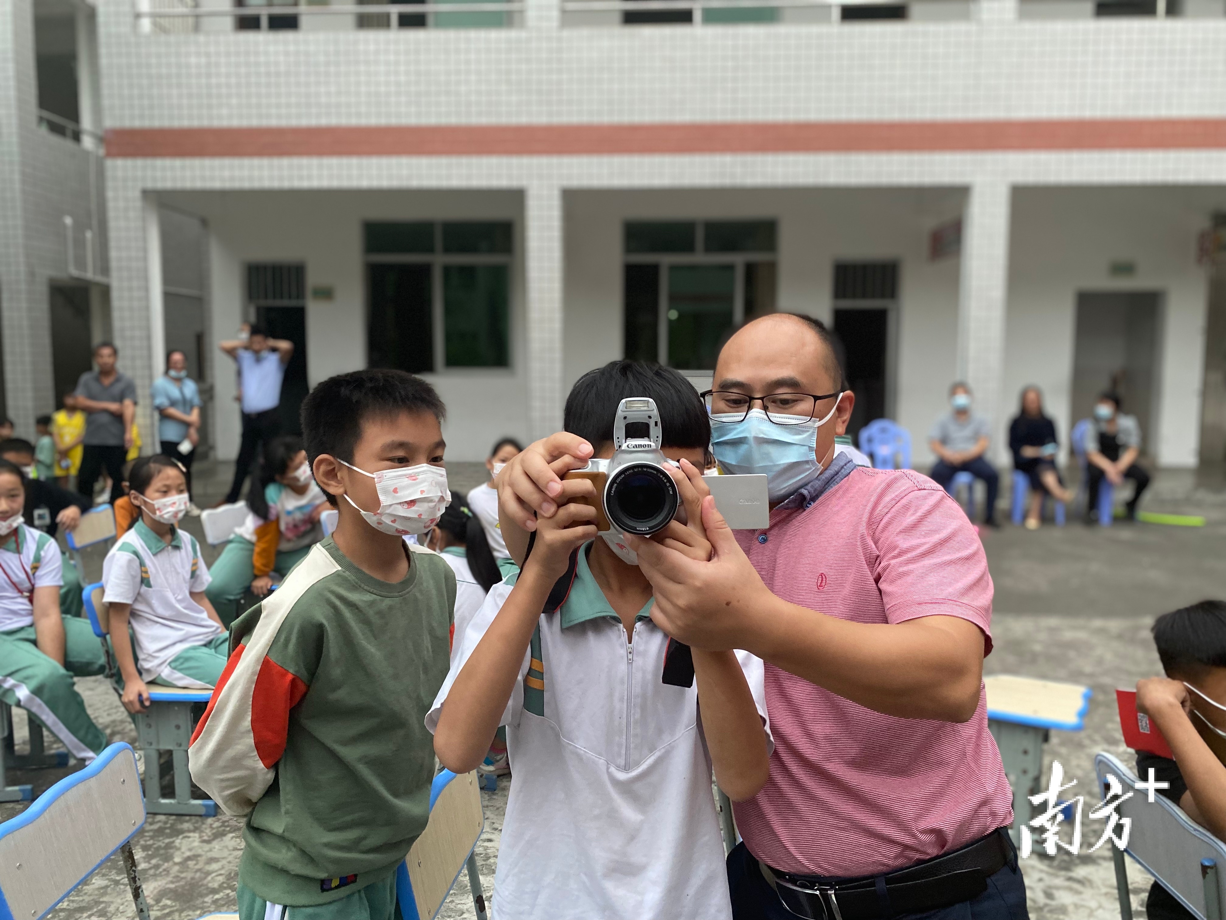 南方+ 纪金娜 拍摄