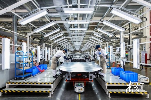 经过7次登门洽谈，“造车新势力”小鹏汽车成功落户肇庆。王振宇 摄