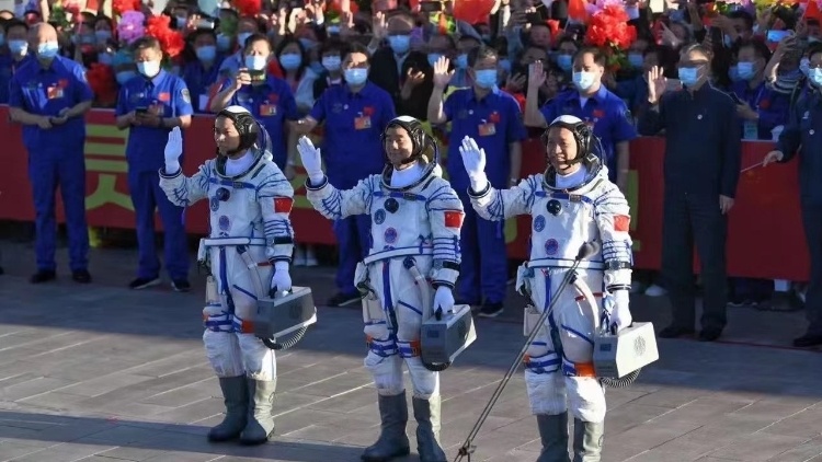 神舟十二号飞行乘组已顺利完成前期状态恢复