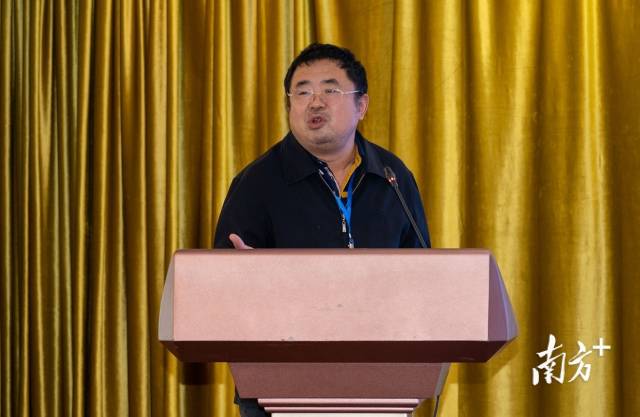 广东省文史馆特约研究员王元林发言.