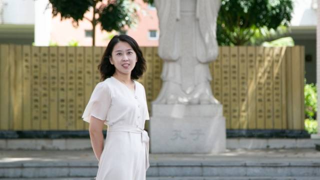 中山华附思政教师刘晶：用爱等待每朵花的绽放