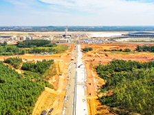 湛江吴川机场空港经济区，起飞！