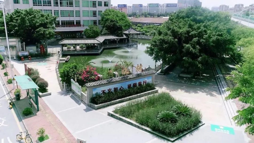 大江村自古与水为邻,村民傍水而居 大江村自古与水为邻,村民傍水而居