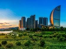 高明区长姜岳新接受专访，详解“四个新高明”施工图