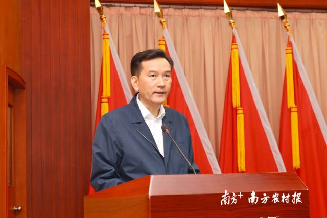 揭西县委副书记、县长魏洁林在会上作交流发言。南方农村报 谭家富 拍摄