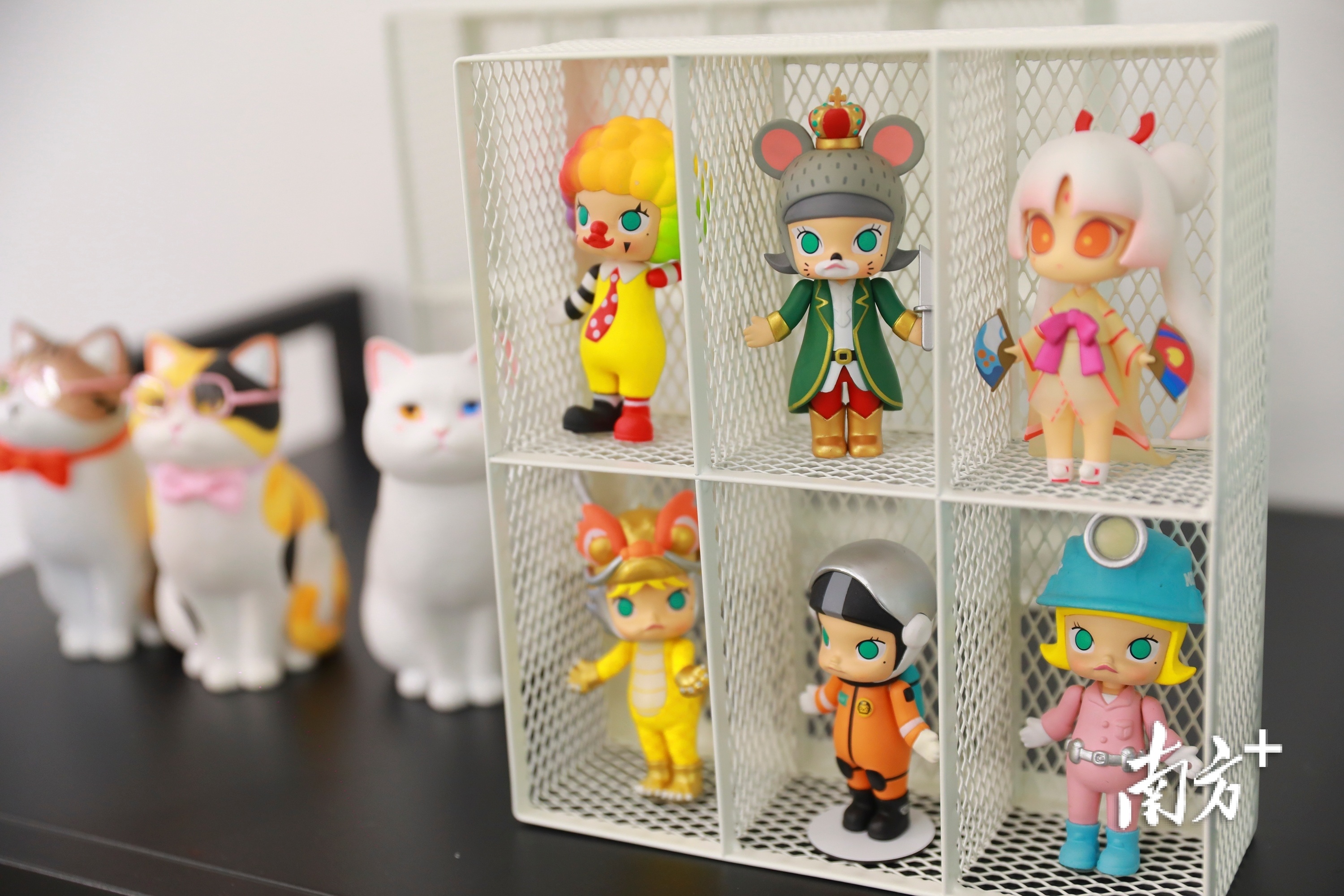 “京东X网纳”盲盒收纳架。