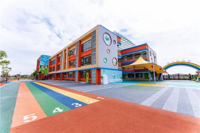 黄广增城学校