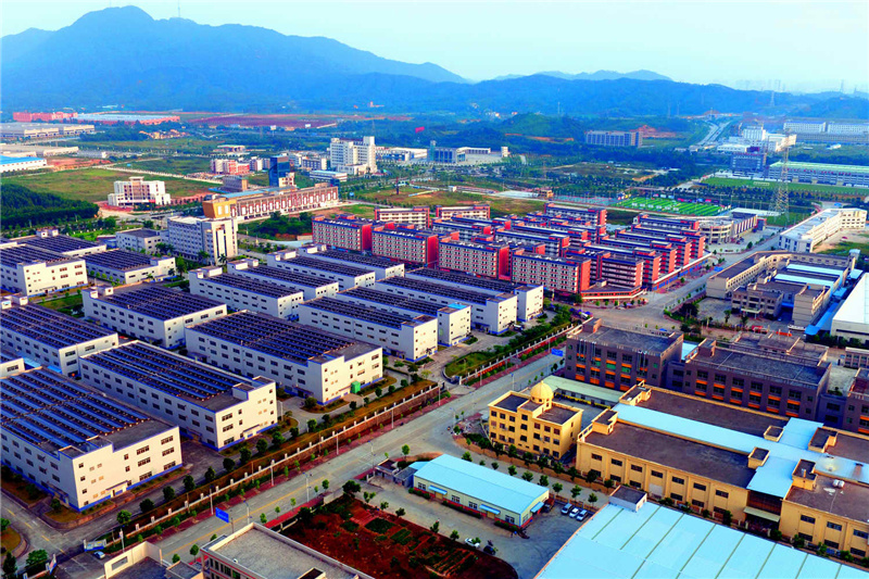 图为开平翠山湖工业新城