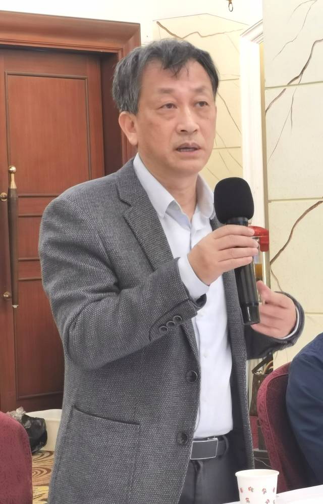中国水产科学研究院珠江水产研究所副所长白俊杰  南方农村报 俸敏 拍摄