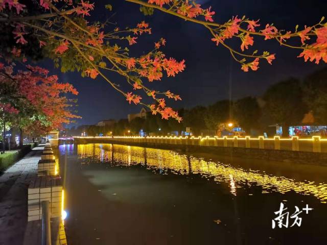 崖门镇崖南社区河滨公园