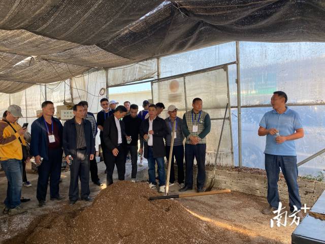 华优农场介绍育苗设施设备。