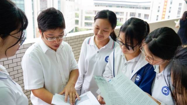 精彩思政课|跟中山教师刘秋庚一起学党史