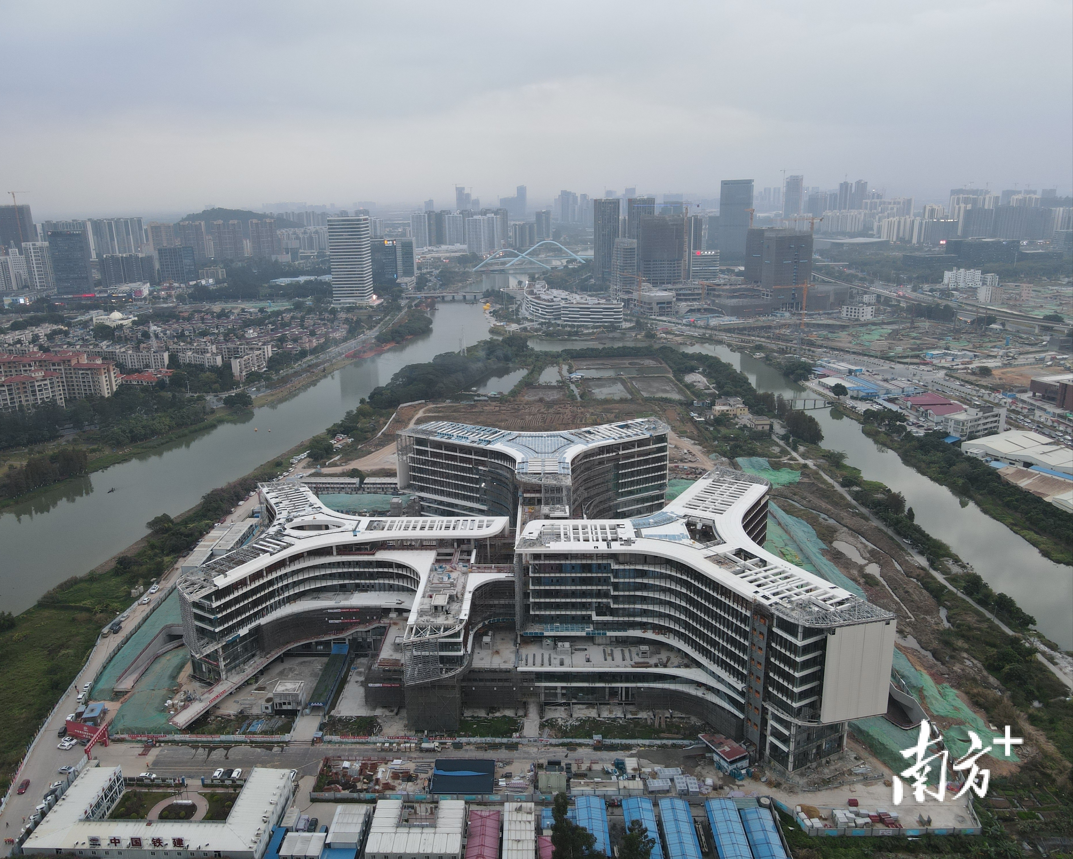 广州妇儿中心南沙院区项目建设已进入最后冲刺阶段。