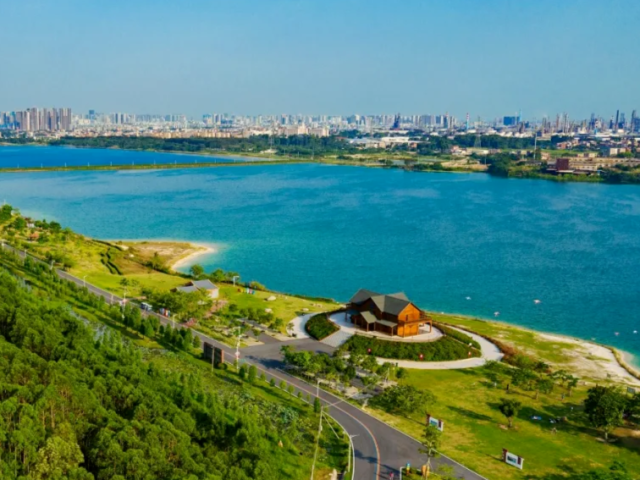 好心绿道、好心书屋…“好心茂名”城市品牌“圈粉”  了 | 迎接市第十二次党代会系列报道⑫