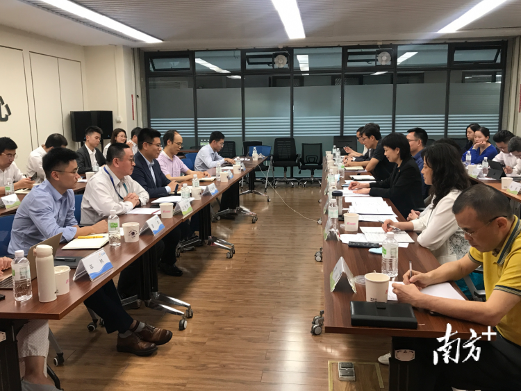 佛山中院聚焦房地产领域，走访房地产行业协会、物业管理协会开展调研。佛山中院供图