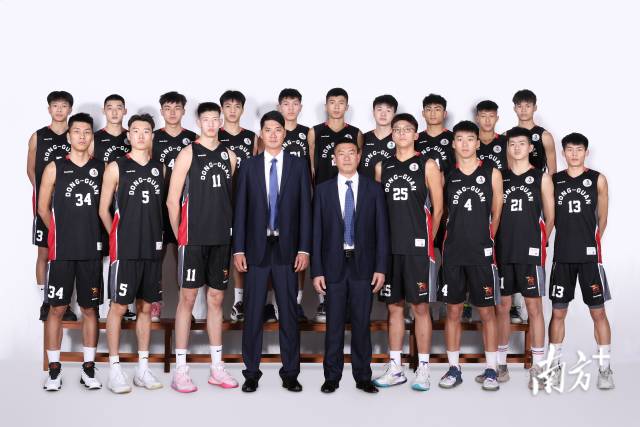     南方+ 孙俊杰 拍摄