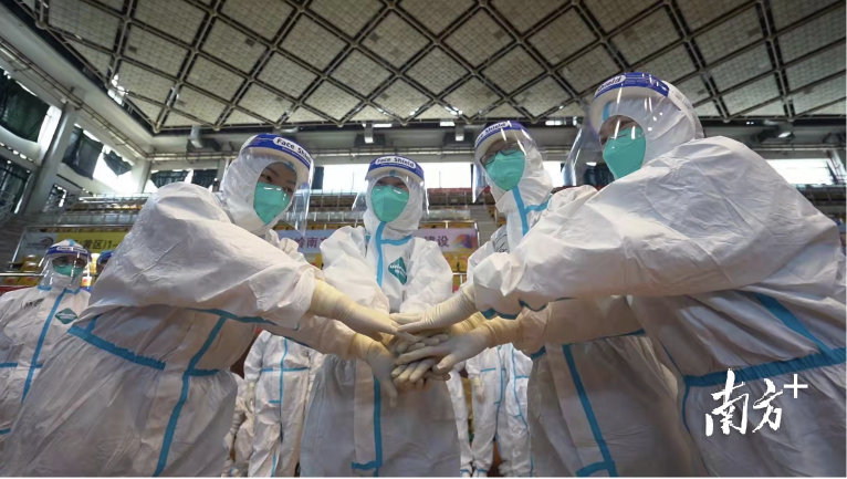 疫情防控期间，“卫健铁军”4500余人多轮次参与疫情防控和疫苗接种。