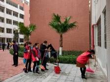 “夫妻档”“姐弟情”“父女兵”齐上阵……他们携手逆行在五华抗疫前线