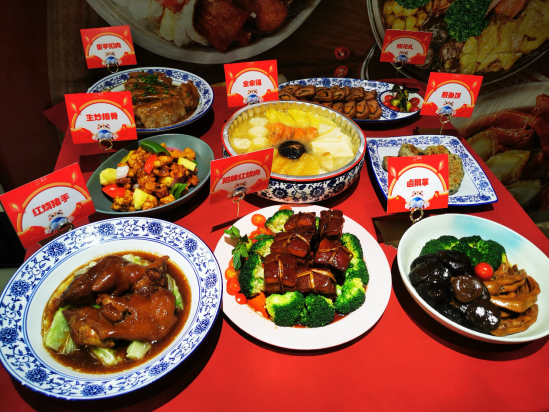 全套预制年夜饭“八大碗”。&nbsp;&nbsp;