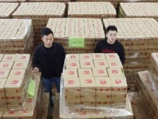 线上线下赶大集 办年货最抚乡愁