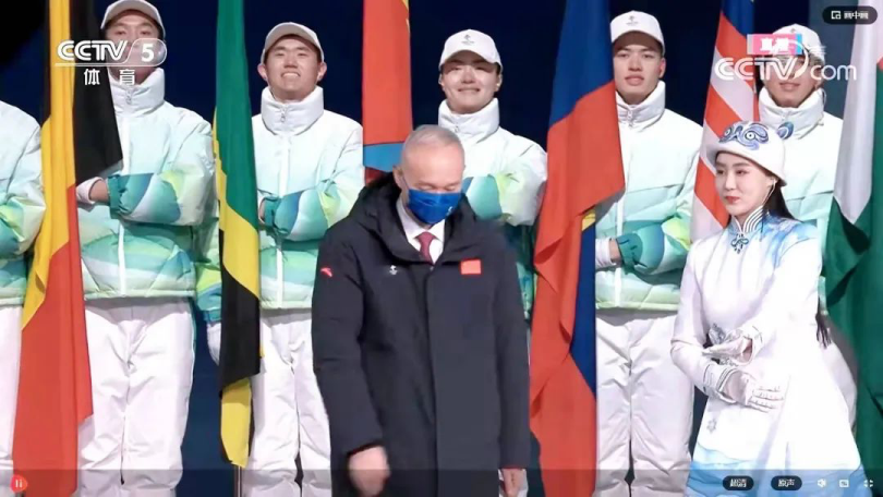 第二排右三为唐周维。