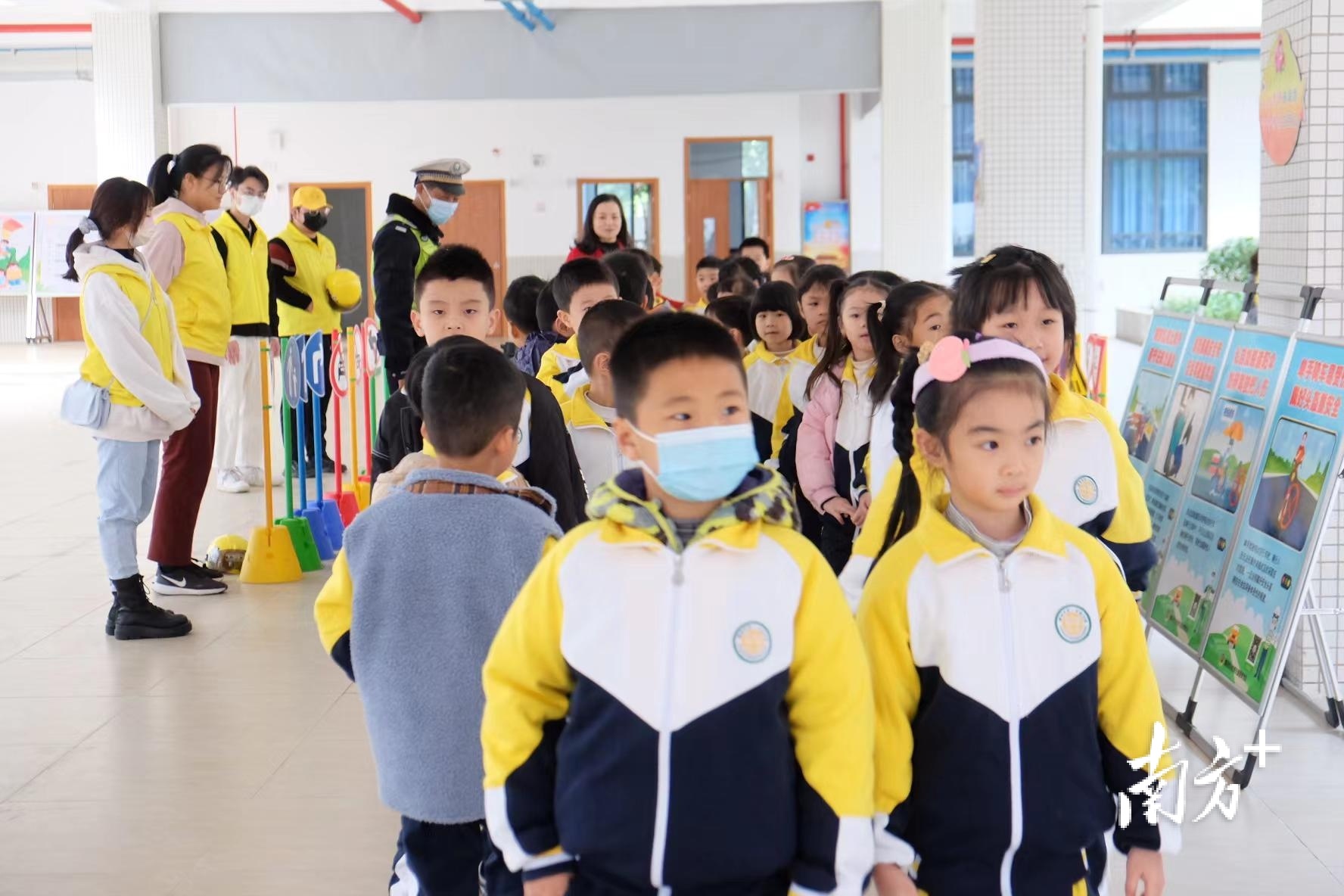 南方+ 陈婷婷 张冰纯 陈憧炜 拍摄