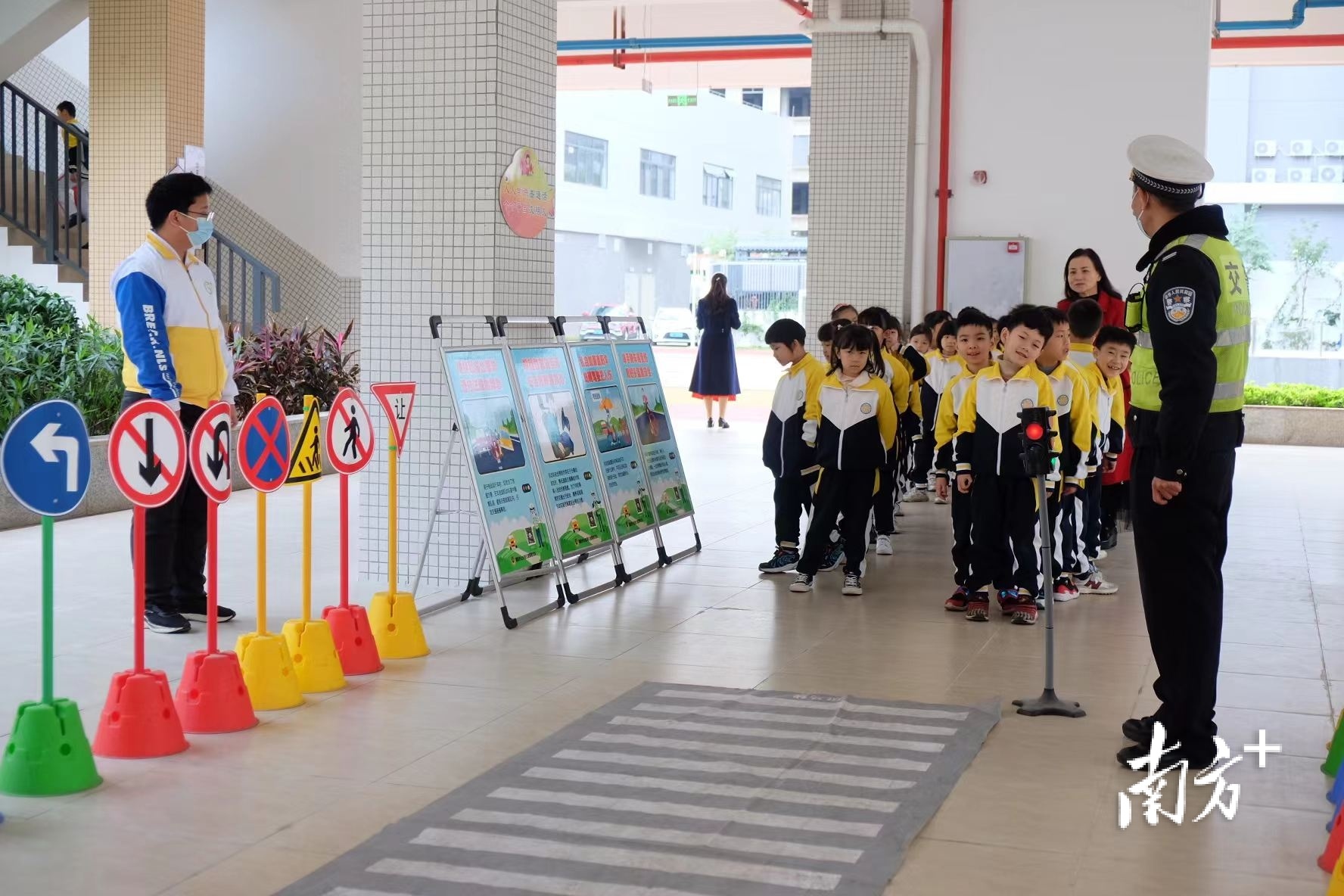 南方+ 陈婷婷 张冰纯 陈憧炜 拍摄