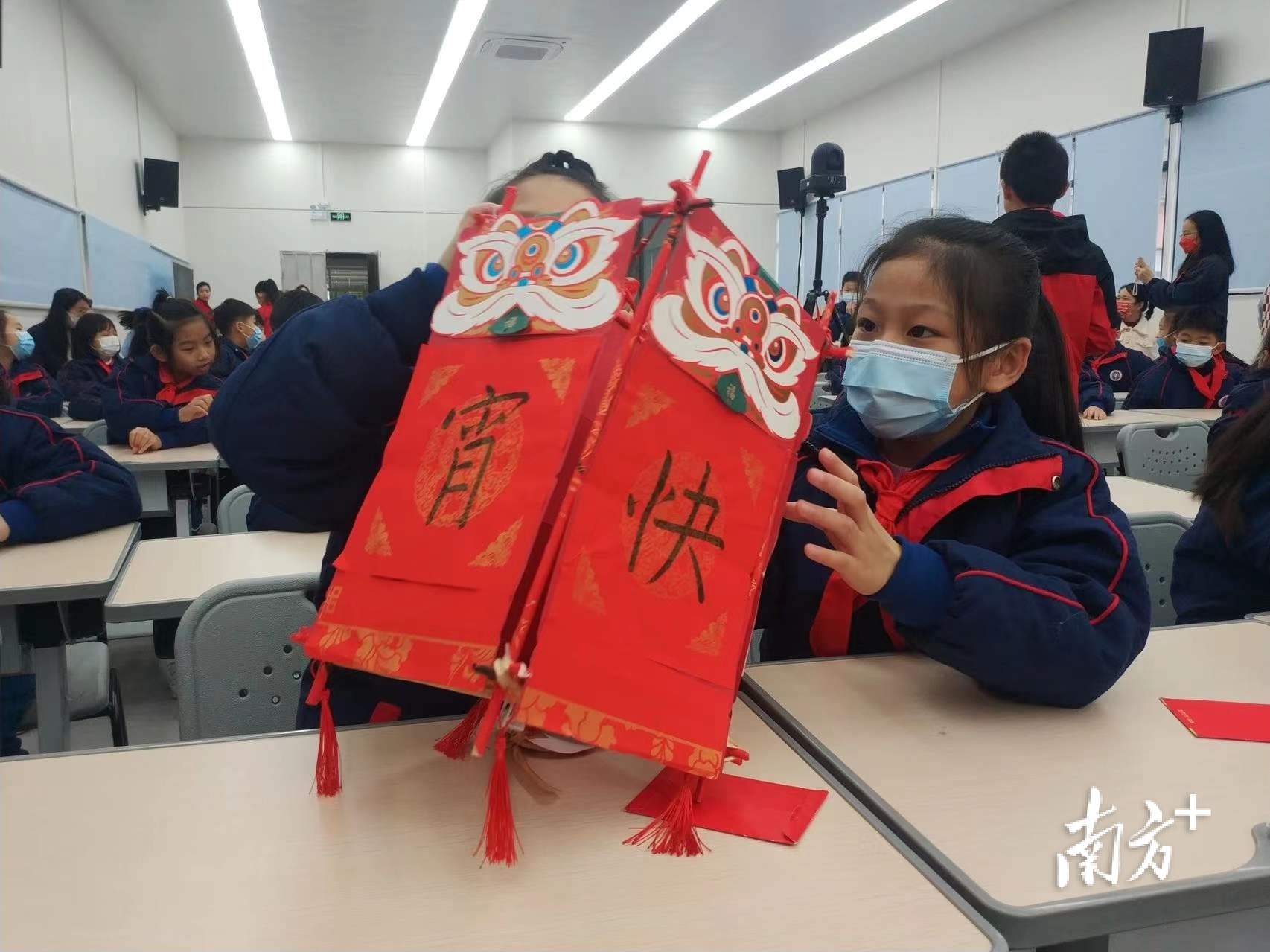 南方+ 李细华 张冠军 拍摄