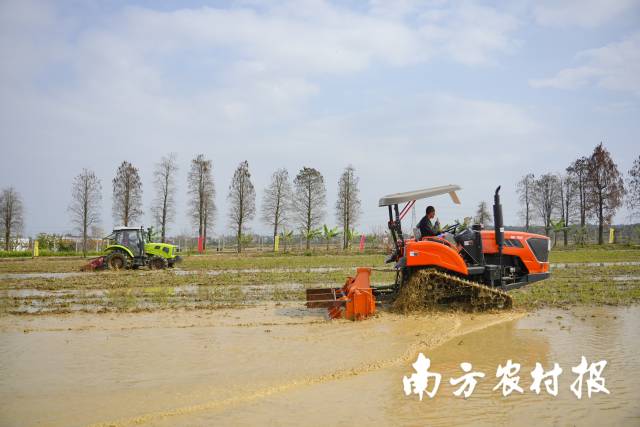 农机助力春耕