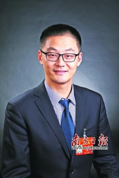 全国人大代表丁明注重一老一小回应民生关切