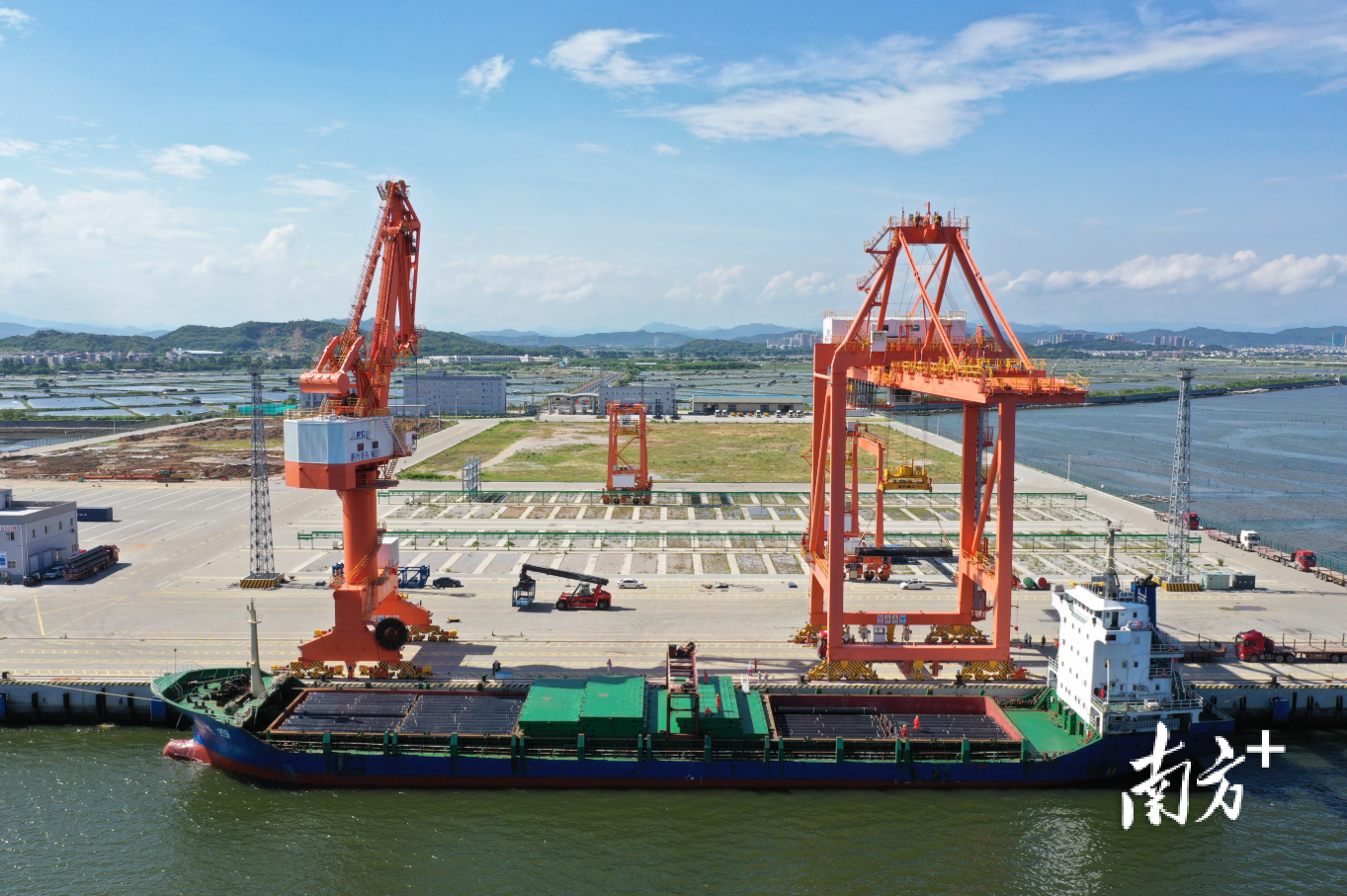 潮州港亚太通用码头.洪志滨 摄