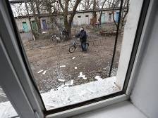 被爆炸声惊醒，超市被抢购一空！在乌华人亲历战时状态